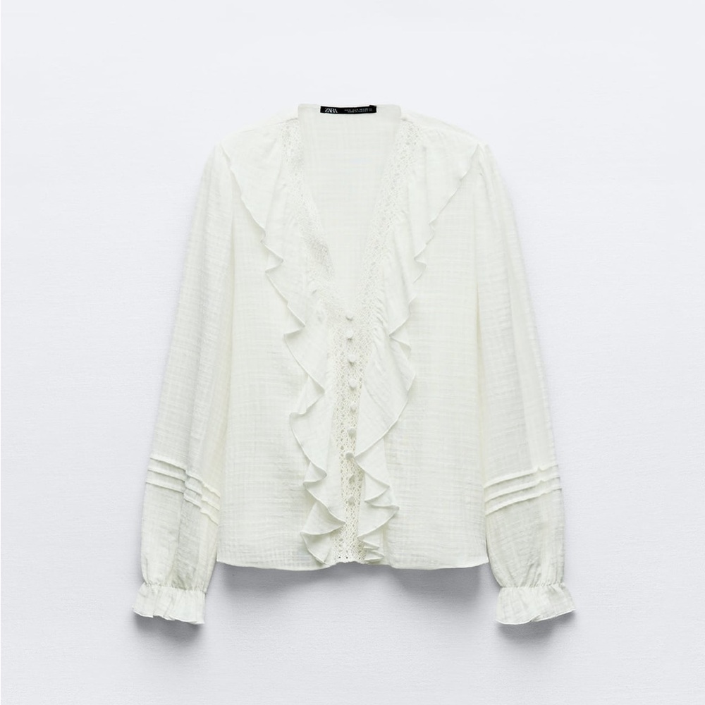 Like-new! Zara ruffle detail linen-effect blouse